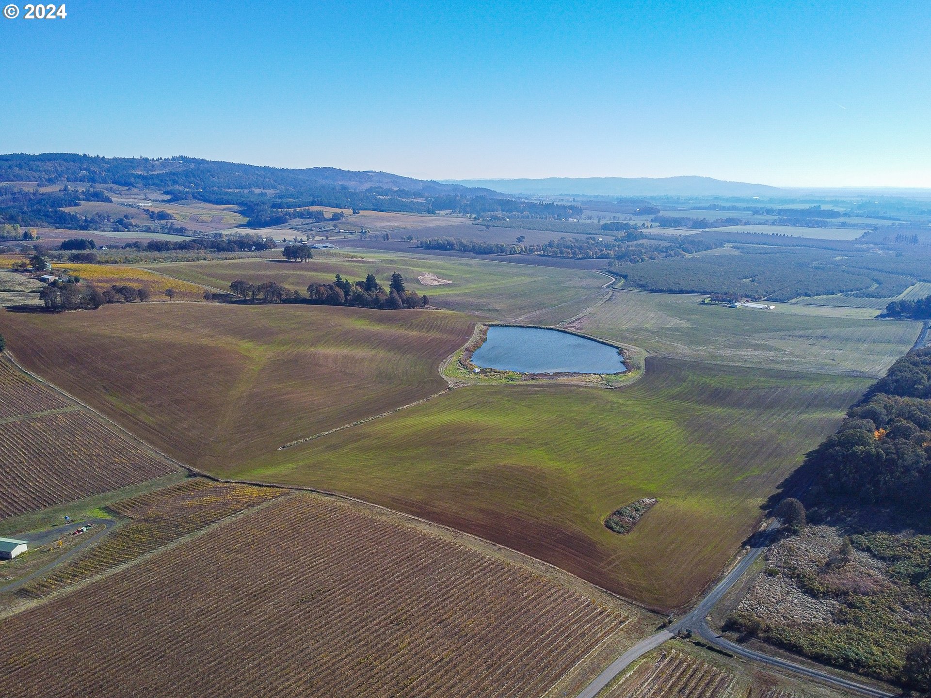 7725 Crowley Road Rickreall, OR 97371 - Photo 15 of 18 a view of a room with an ocean