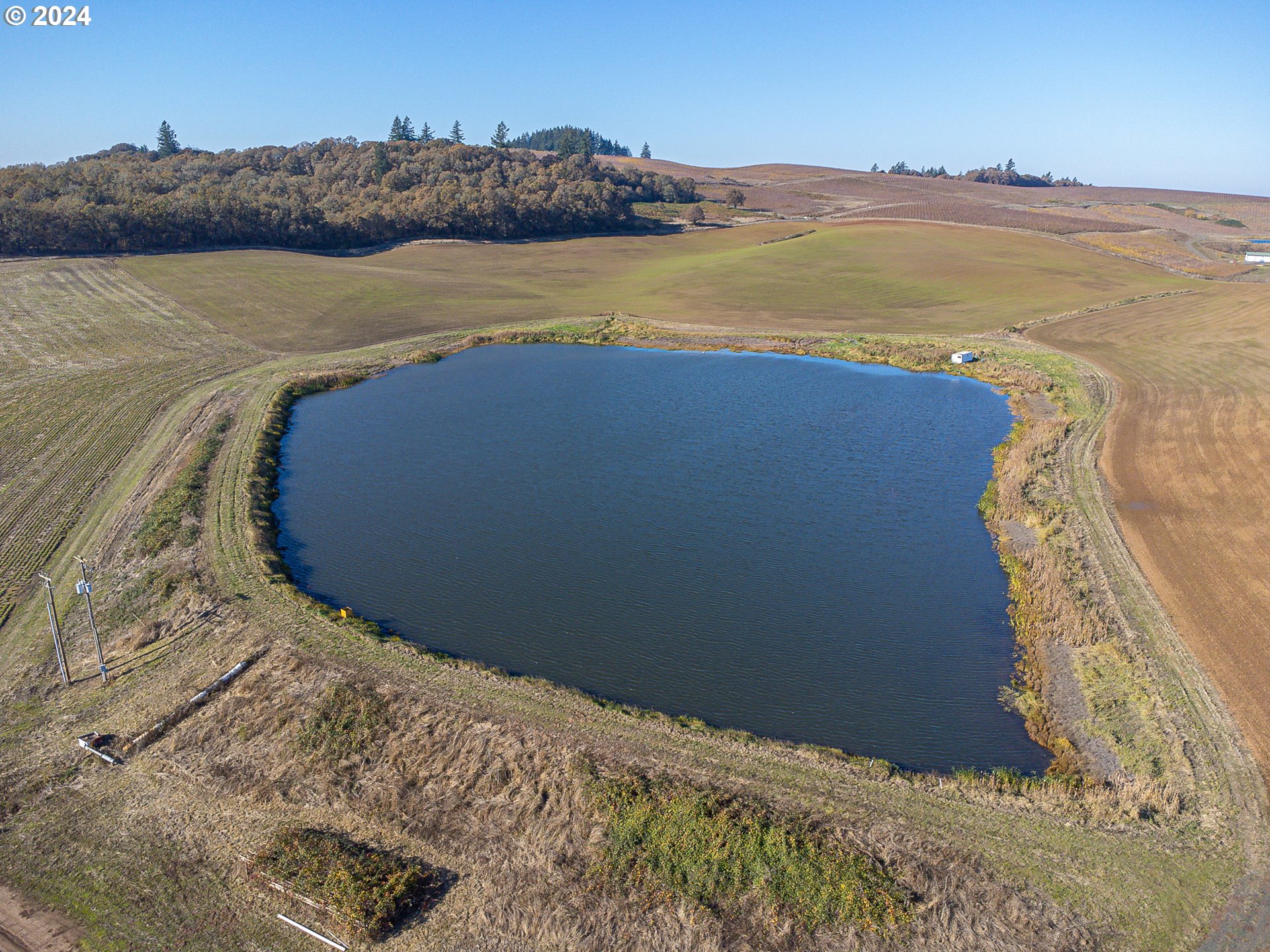 7725 Crowley Road Rickreall, OR 97371 - Photo 18 of 18 a view of a lake and mountain view