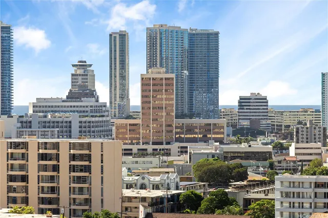 $319,000 | 1630 Liholiho Street, Unit 1004, Honolulu, HI 96822