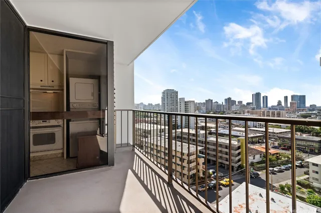 $319,000 | 1630 Liholiho Street, Unit 1004, Honolulu, HI 96822