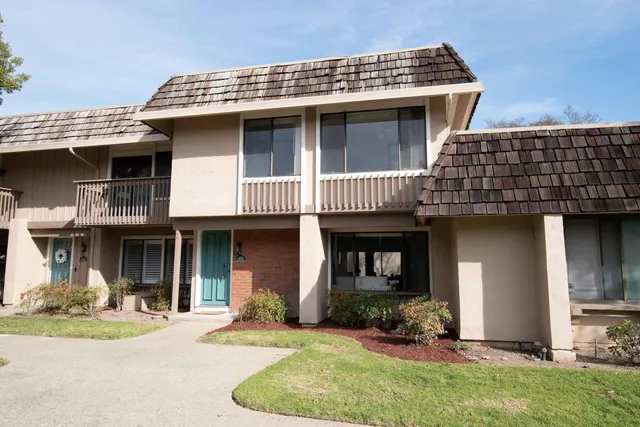 $958,888 | 4618 Black River Court, San Jose, CA 95136