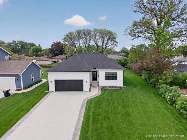 $469,900 | 9827 West Dakota Street, West Allis, WI 53227