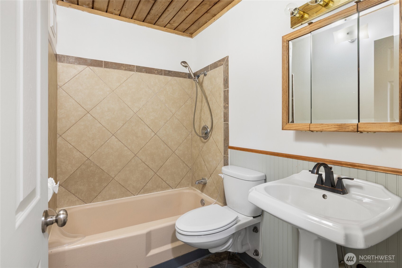 11690 Thorp Highway Thorp, WA 98946 - Photo 14 of 33