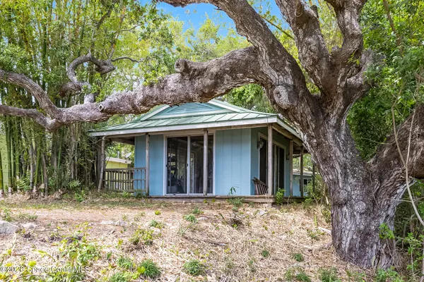 $1,250,000 | 8690 South Tropical Trail, Merritt Island, FL 32952