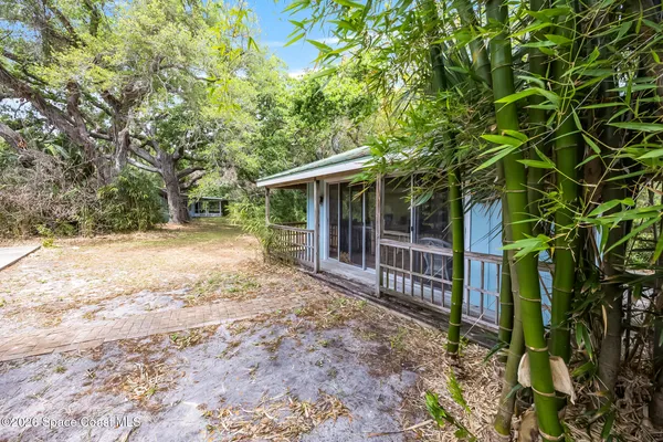 $1,250,000 | 8690 South Tropical Trail, Merritt Island, FL 32952