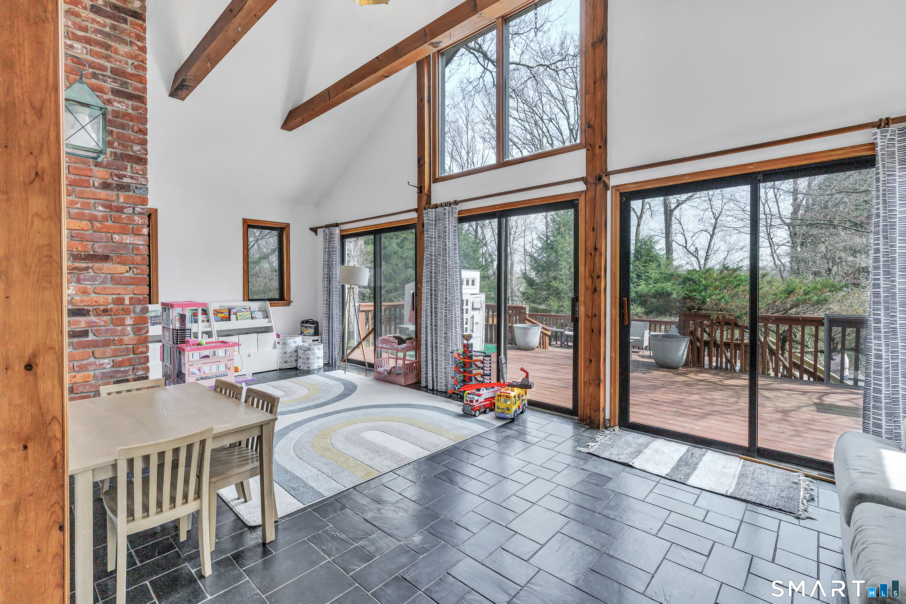 16 Mountain Road Wilton, CT 06897 - Photo 11 of 40