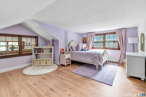 $889,000 | 16 Mountain Road, Wilton, CT 06897