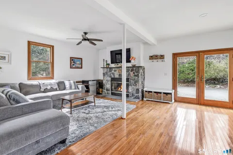 $889,000 | 16 Mountain Road, Wilton, CT 06897