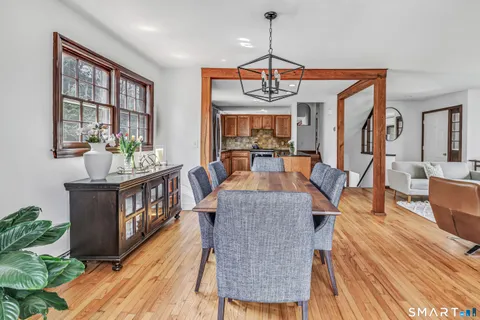 $889,000 | 16 Mountain Road, Wilton, CT 06897