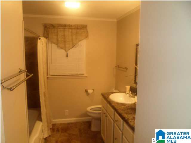 2013 Roberta Road Birmingham, AL 35214 - Photo 8 of 11