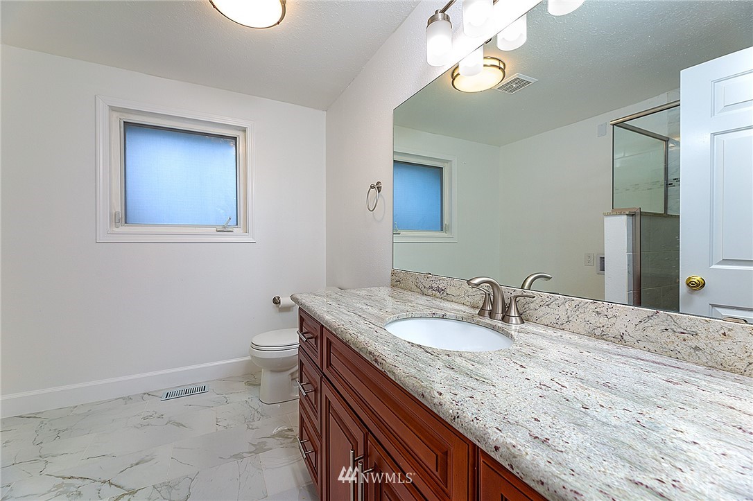 14505 Southeast 178th Place Renton, WA 98058 - Photo 11 of 25 Gallery Image 11