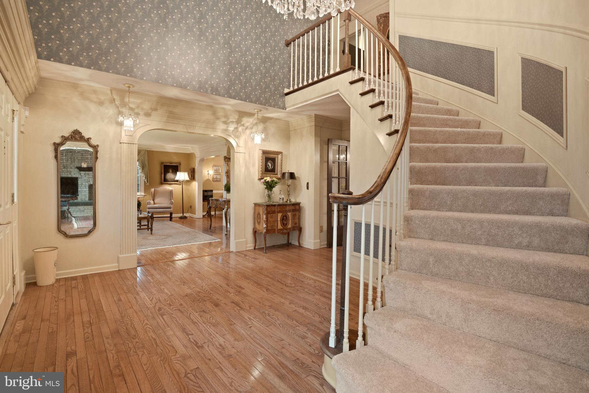 18600 Muncaster Road Derwood, MD 20855 - Photo 3 of 34