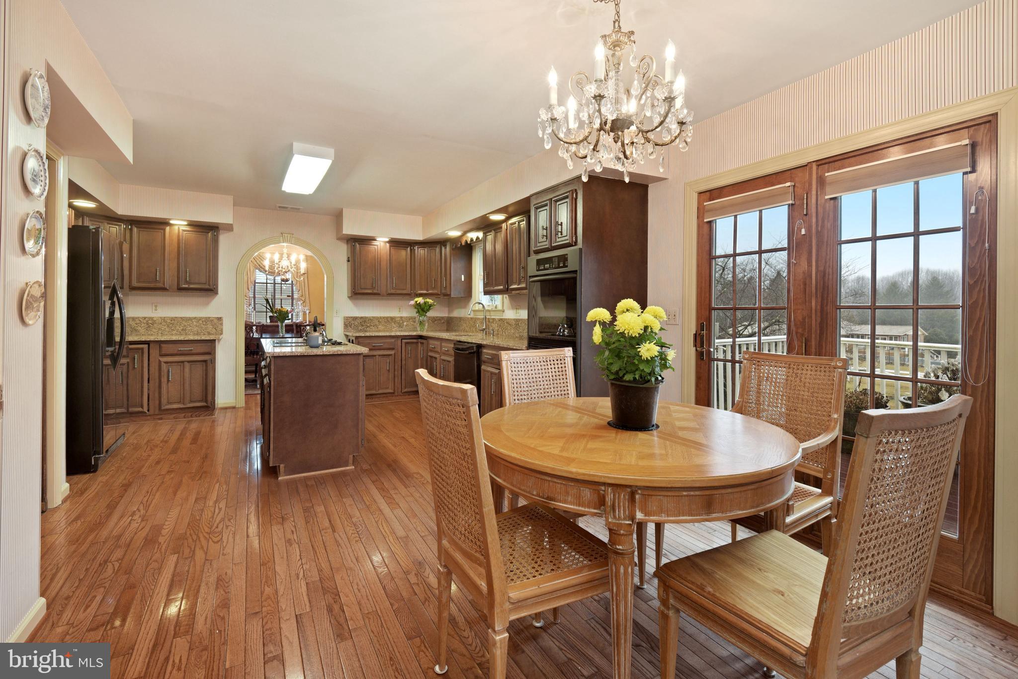 18600 Muncaster Road Derwood, MD 20855 - Photo 8 of 34