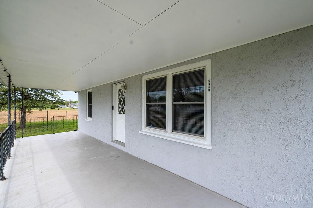 5340 Augspurger Road Hamilton, OH 45011 - Photo 2 of 48