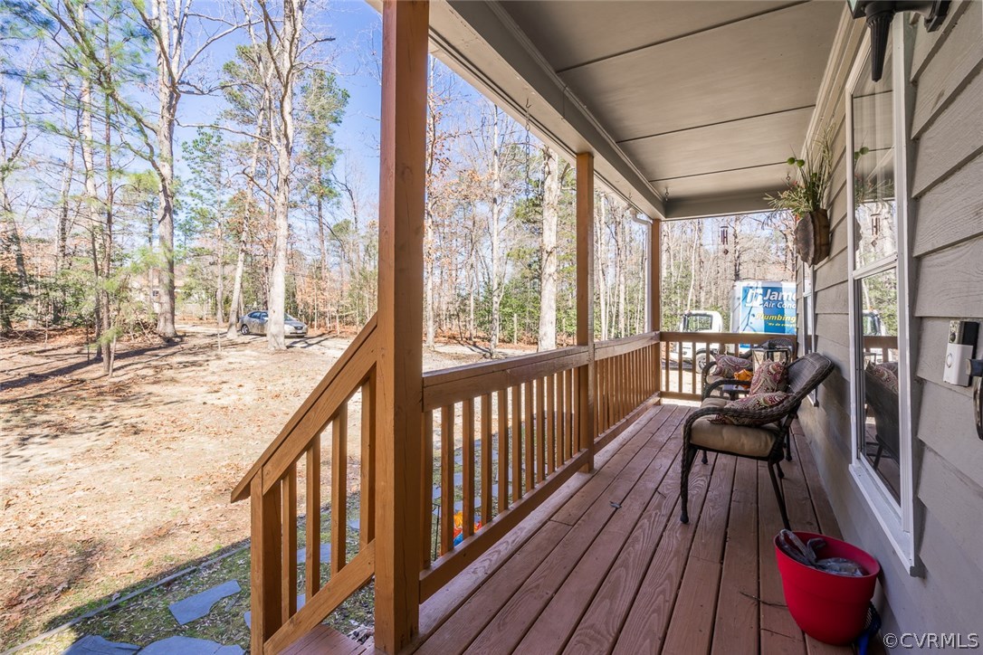 13331 Bailey Bridge Road Midlothian, VA 23112 - Photo 4 of 21 a view of balcony with furniture