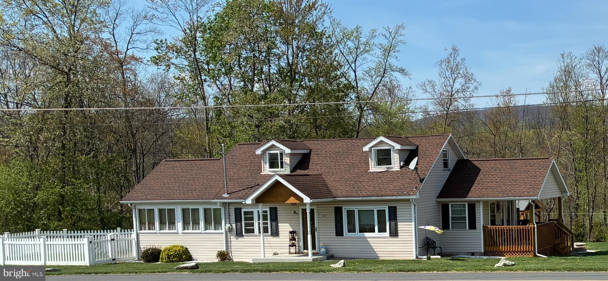 27 Talbert Road Bethel, PA 19507 - Photo 2 of 5