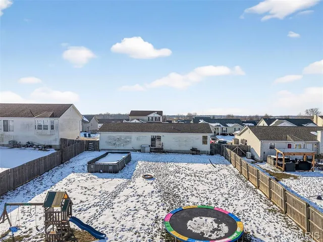 $220,000 | 2419 Balboa Circle, Warrenton, MO 63383