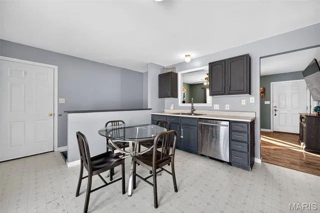 $220,000 | 2419 Balboa Circle, Warrenton, MO 63383