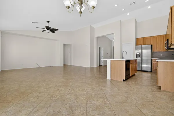 $2,600 | 18711 East Raven Drive, Queen Creek, AZ 85142