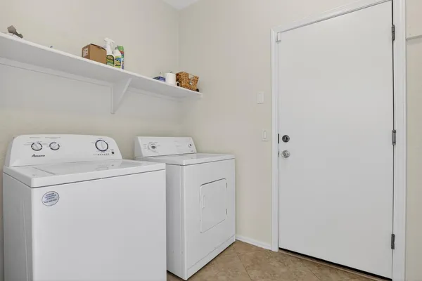 $2,600 | 18711 East Raven Drive, Queen Creek, AZ 85142