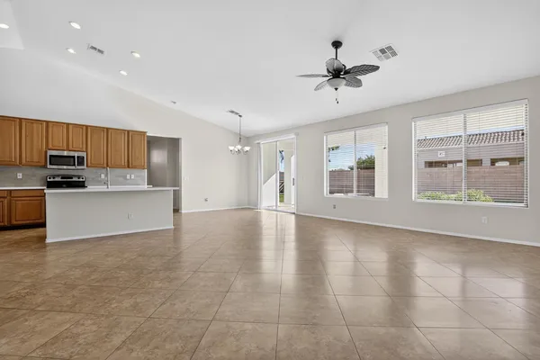 $2,600 | 18711 East Raven Drive, Queen Creek, AZ 85142