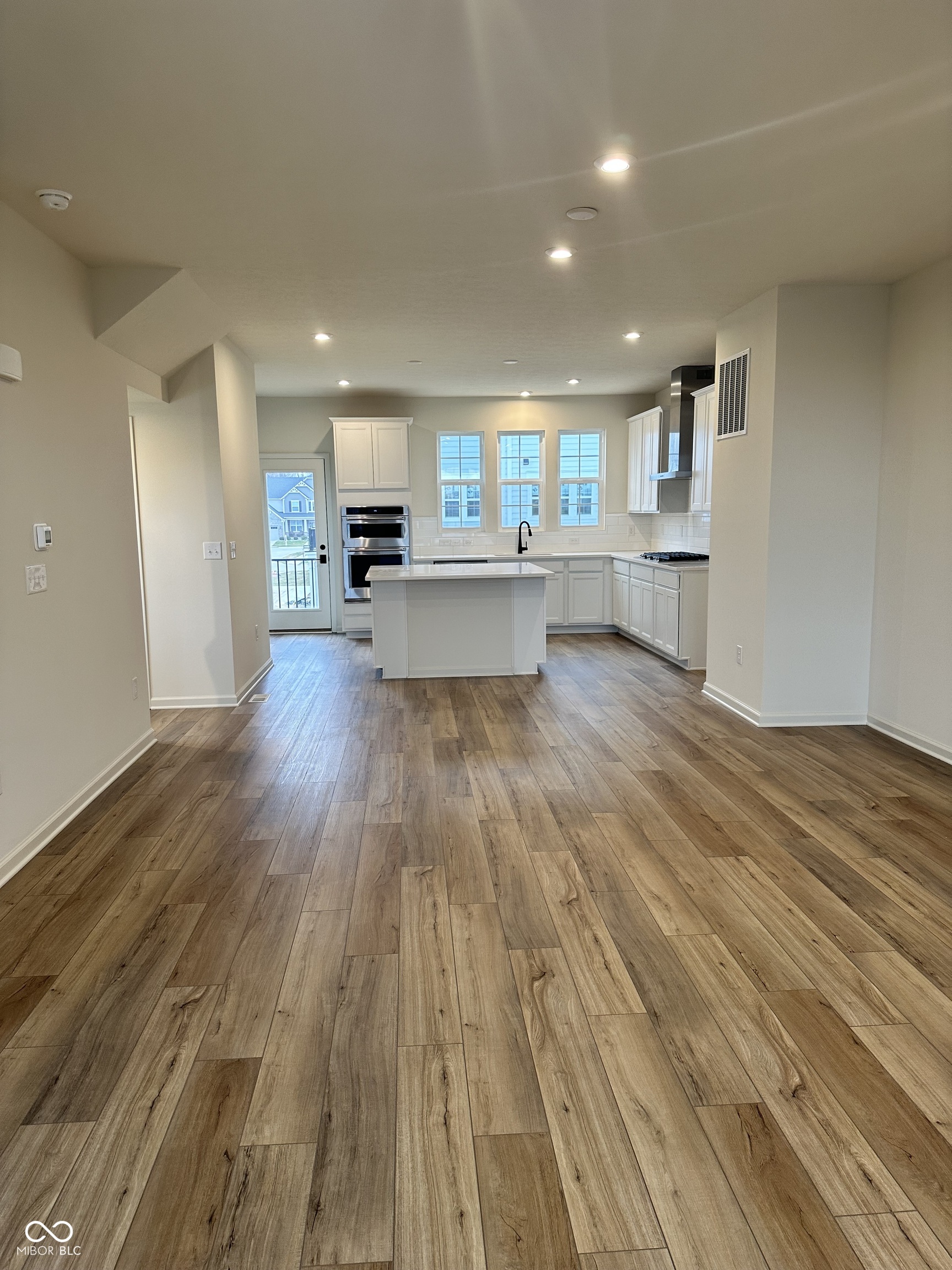 14576 Pomona Lane Carmel, IN 46074 - Photo 2 of 3