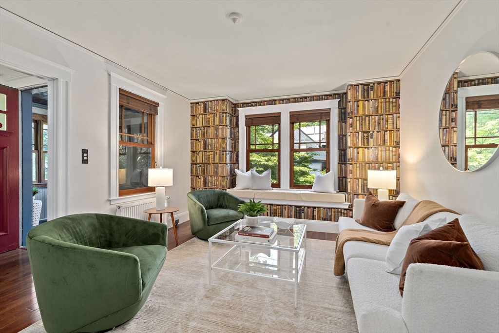 26 Hillside Road Newton, MA 02461 - Photo 4 of 36