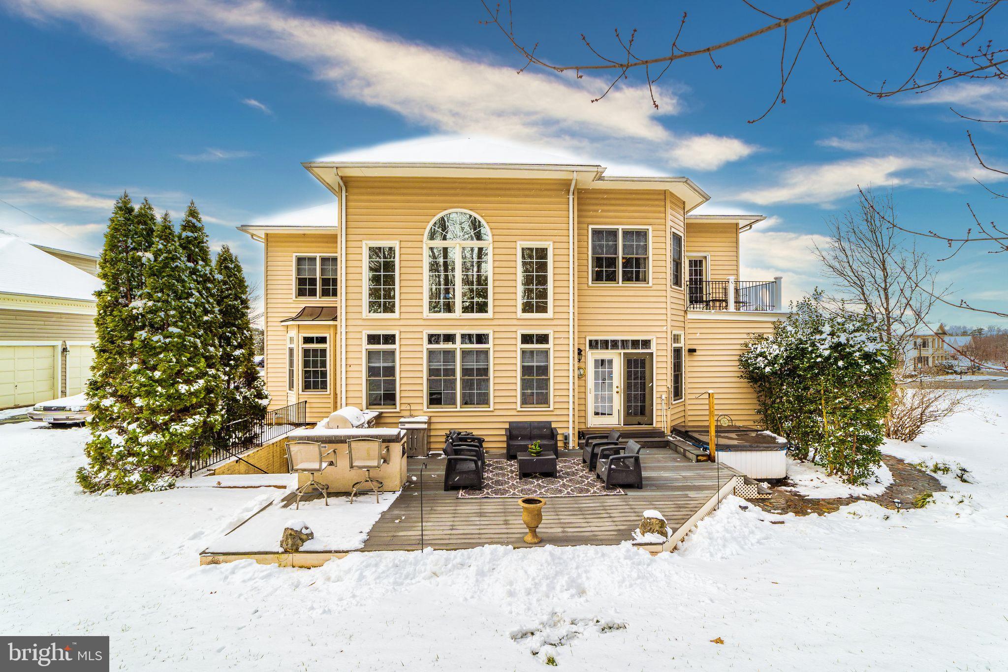 9293 Sumner Lake Boulevard Manassas, VA 20110 - Photo 47 of 49 Exterior Rear