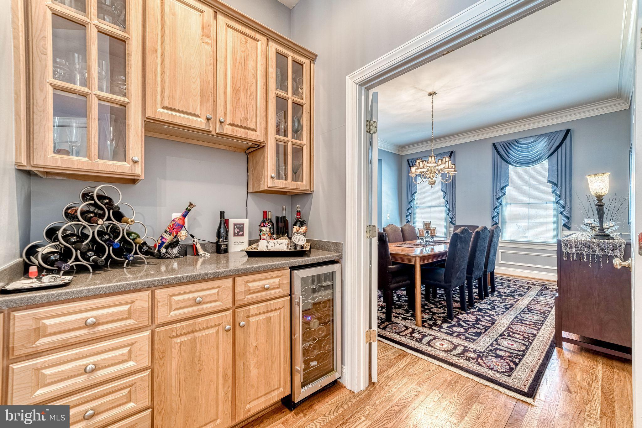 9293 Sumner Lake Boulevard Manassas, VA 20110 - Photo 10 of 49 Butlers Pantry