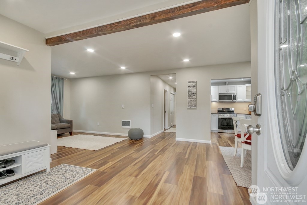 4636 South Othello Street Seattle, WA 98118 - Photo 7 of 33