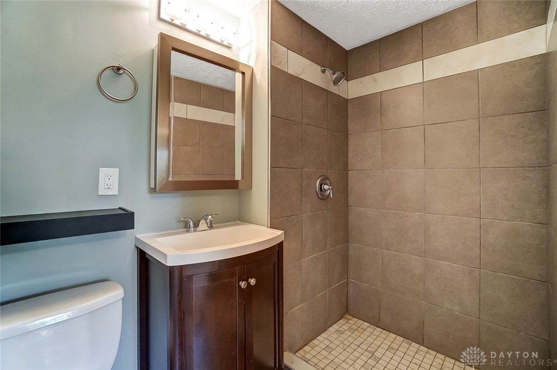 4960 Tilbury Road Huber Heights, OH 45424 - Photo 22 of 34