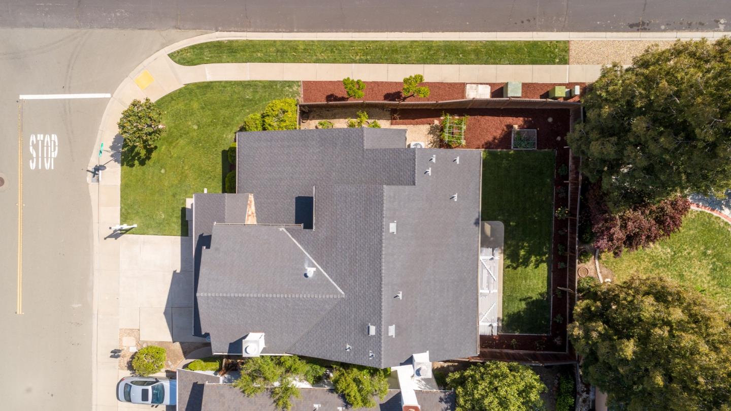 6702 Paseo Catalina Pleasanton, CA 94566 - Photo 42 of 44 an aerial view of a house with a yard