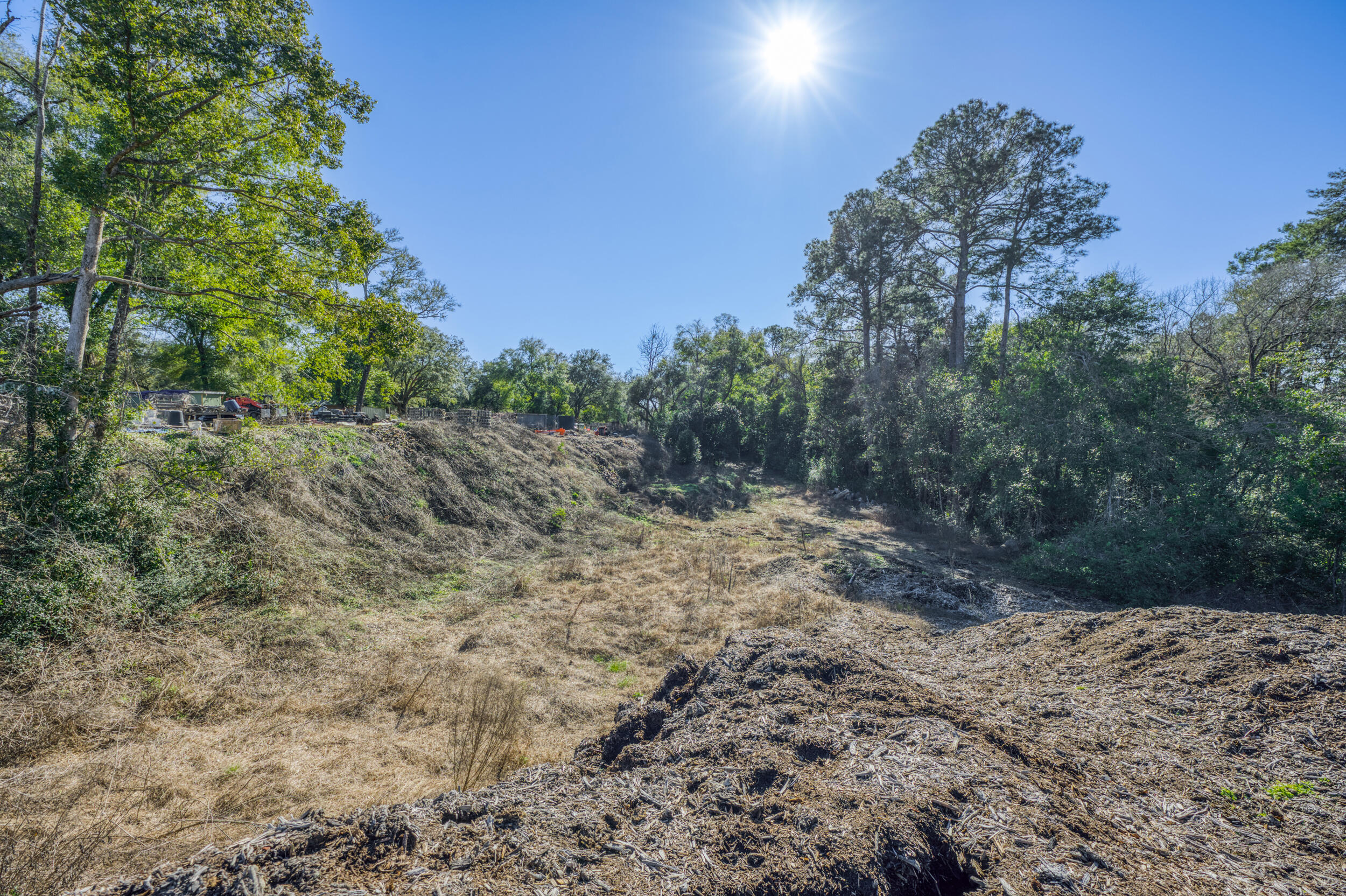 311 Kelly Road Niceville, FL 32578 - Photo 10 of 13 a view of a yard with a tree