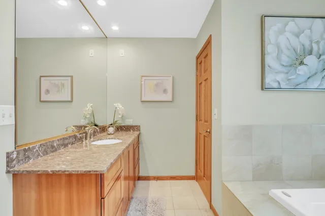 $675,000 | 1168 Vineyard Drive, Gurnee, IL 60031