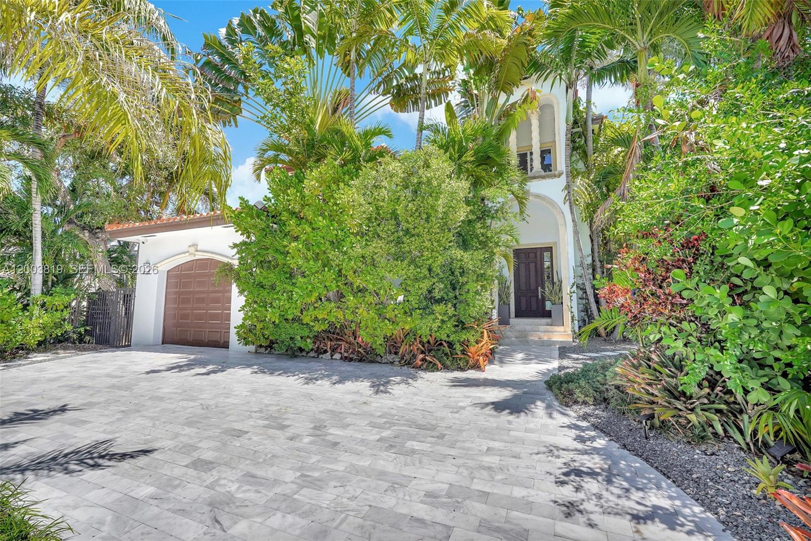 2143 North Bay Road Miami Beach, FL 33140 - Photo 8 of 77