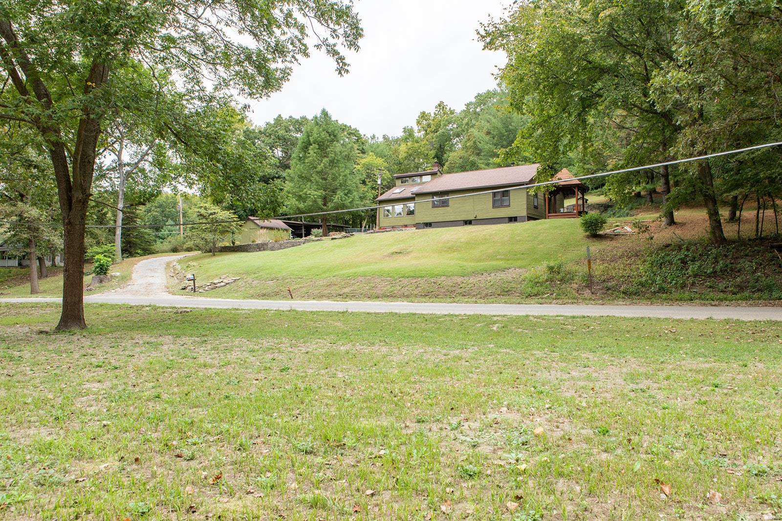 27290 Beltrees Road Godfrey, IL 62035 - Photo 4 of 55