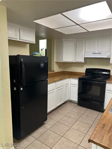 $1,175 | 1602 Justin Court, Unit 1602, Henderson, NV 89011