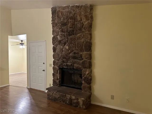 $1,175 | 1602 Justin Court, Unit 1602, Henderson, NV 89011