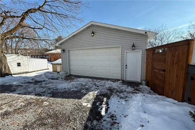 $239,900 | 3037 East Main Street, West Middlesex, PA 16159