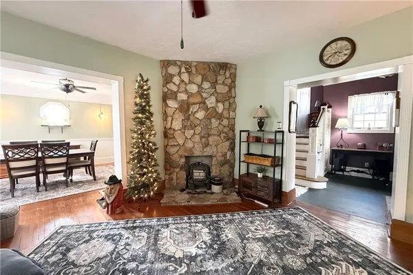 $229,900 | 3037 East Main Street, West Middlesex, PA 16159