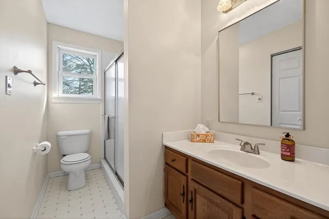 $449,900 | 653 Ponder Lane, Smithville, TN 37166