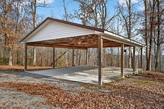 $449,900 | 653 Ponder Lane, Smithville, TN 37166