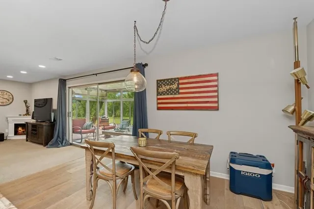 $329,900 | 352 County Road B, Unit 12, Fontana, WI 53125