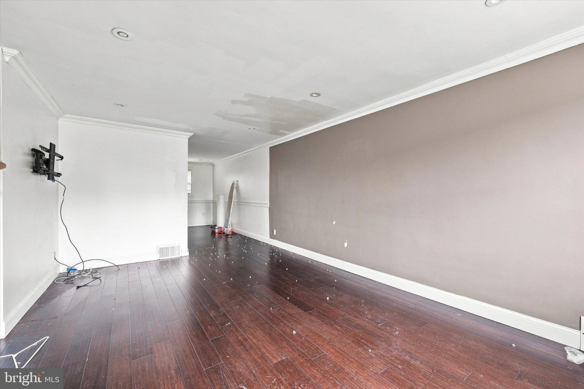 1984 Carter Road Folcroft, PA 19032 - Photo 6 of 15 Gallery Image 6