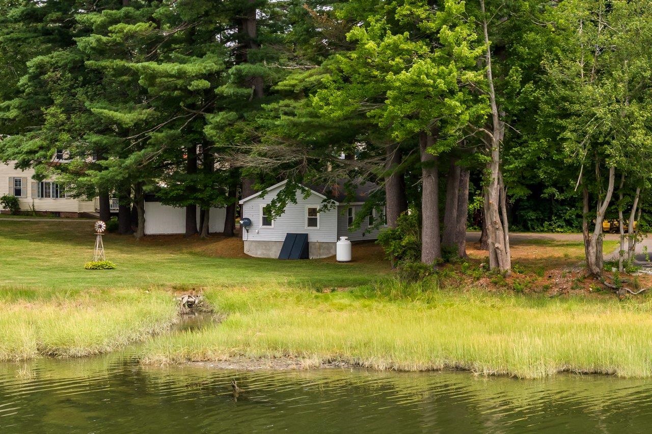 348 Dover Point Road Dover, NH 03820 - Photo 23 of 28