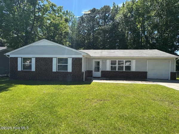$1,500 | 502 Thyme Court, Jacksonville, NC 28540