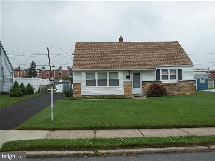893 Morefield Road Philadelphia, PA 19115 - Photo 1 of 13