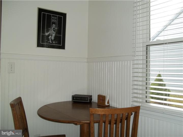893 Morefield Road Philadelphia, PA 19115 - Photo 11 of 13