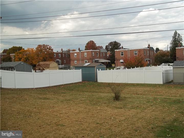 893 Morefield Road Philadelphia, PA 19115 - Photo 4 of 13