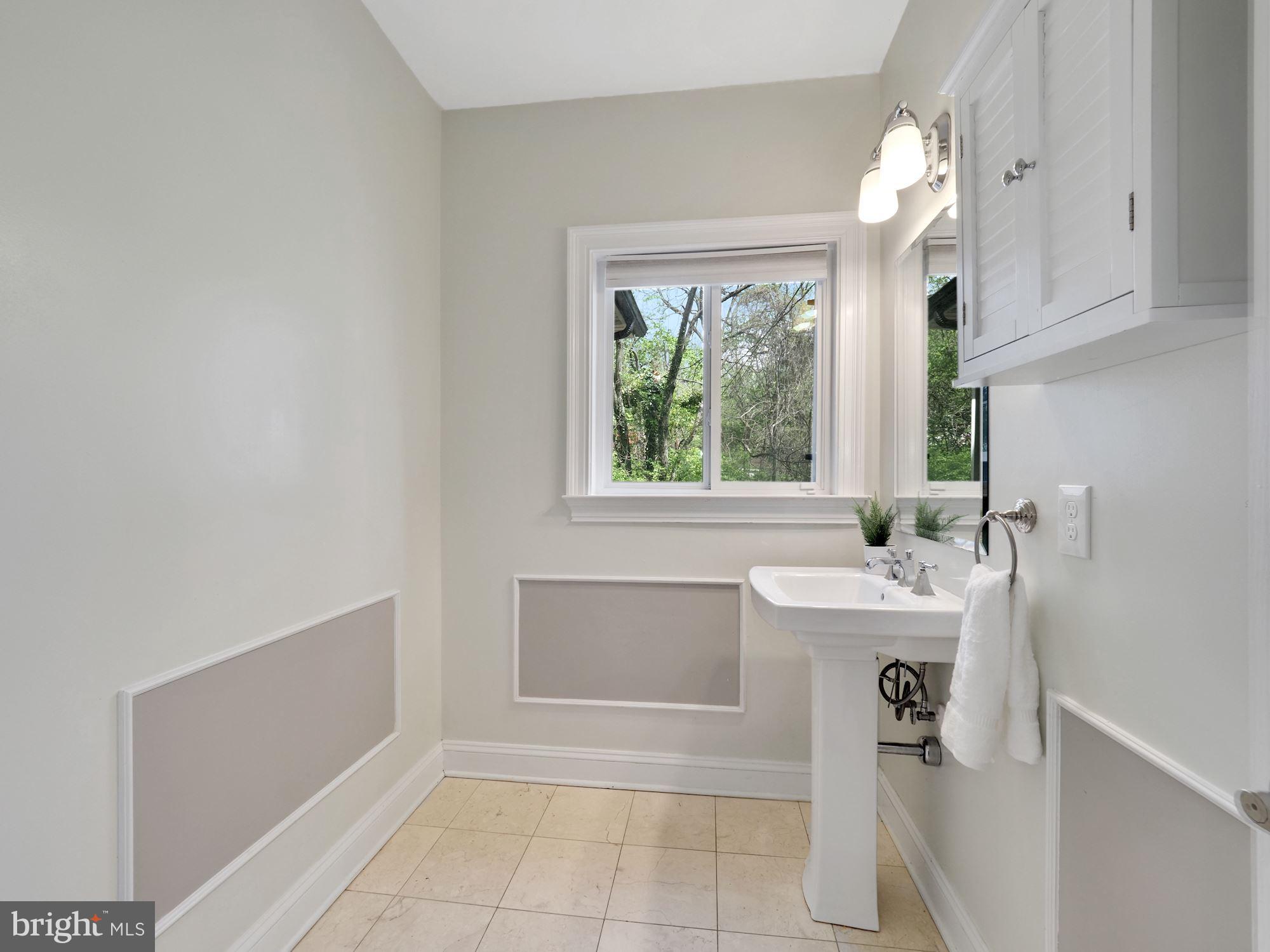 2500 Forest Glen Road Silver Spring, MD 20910 - Photo 28 of 41